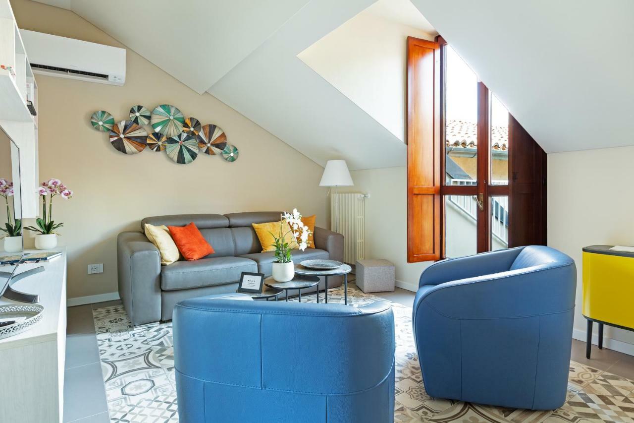 Appartamento Renovated Penthouse Duomo&via Torino *