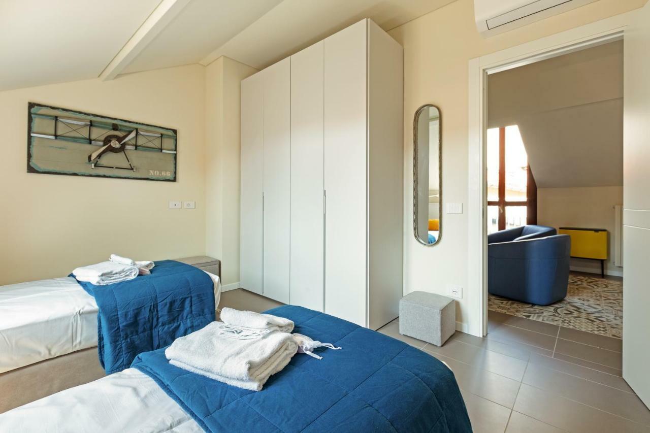 Renovated Penthouse Duomo&via Torino Appartamento *